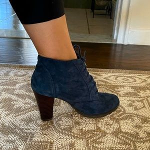 Heel booties